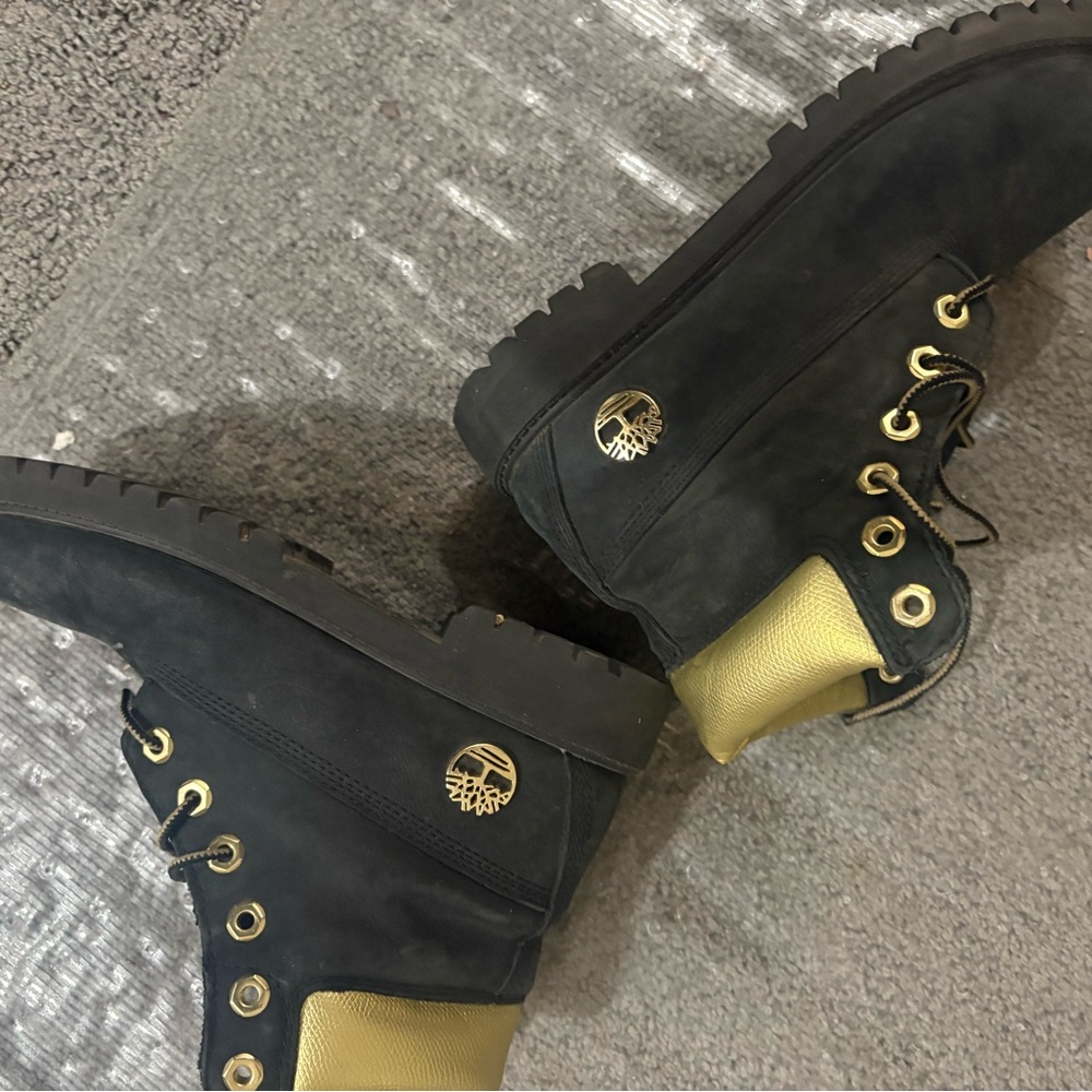 Timberland Kids Black and Yellow Boots
